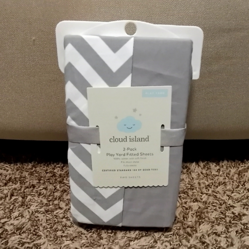 Cloud Island fitted sheet set